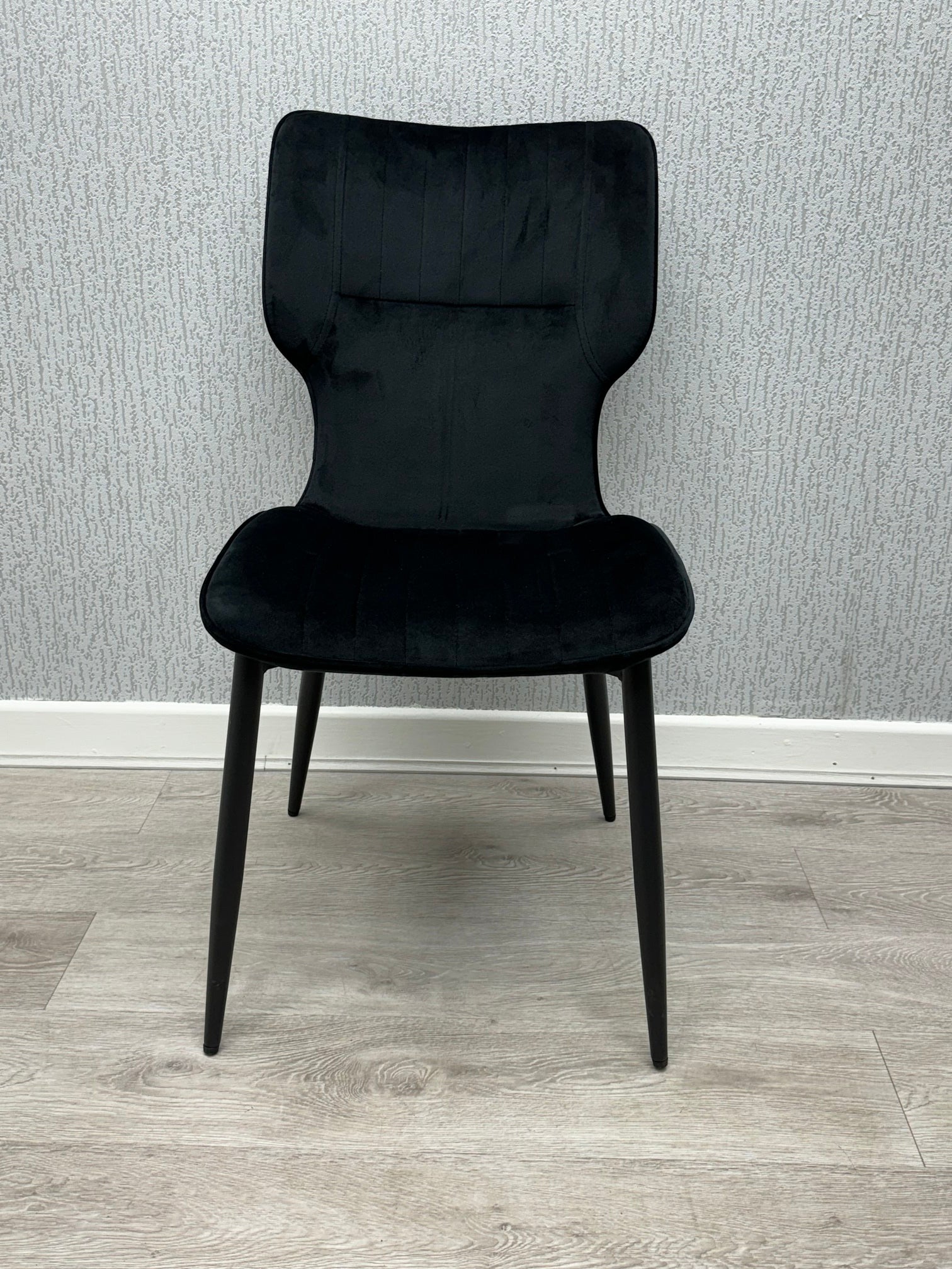 Windy Plush Premium Dining Chair